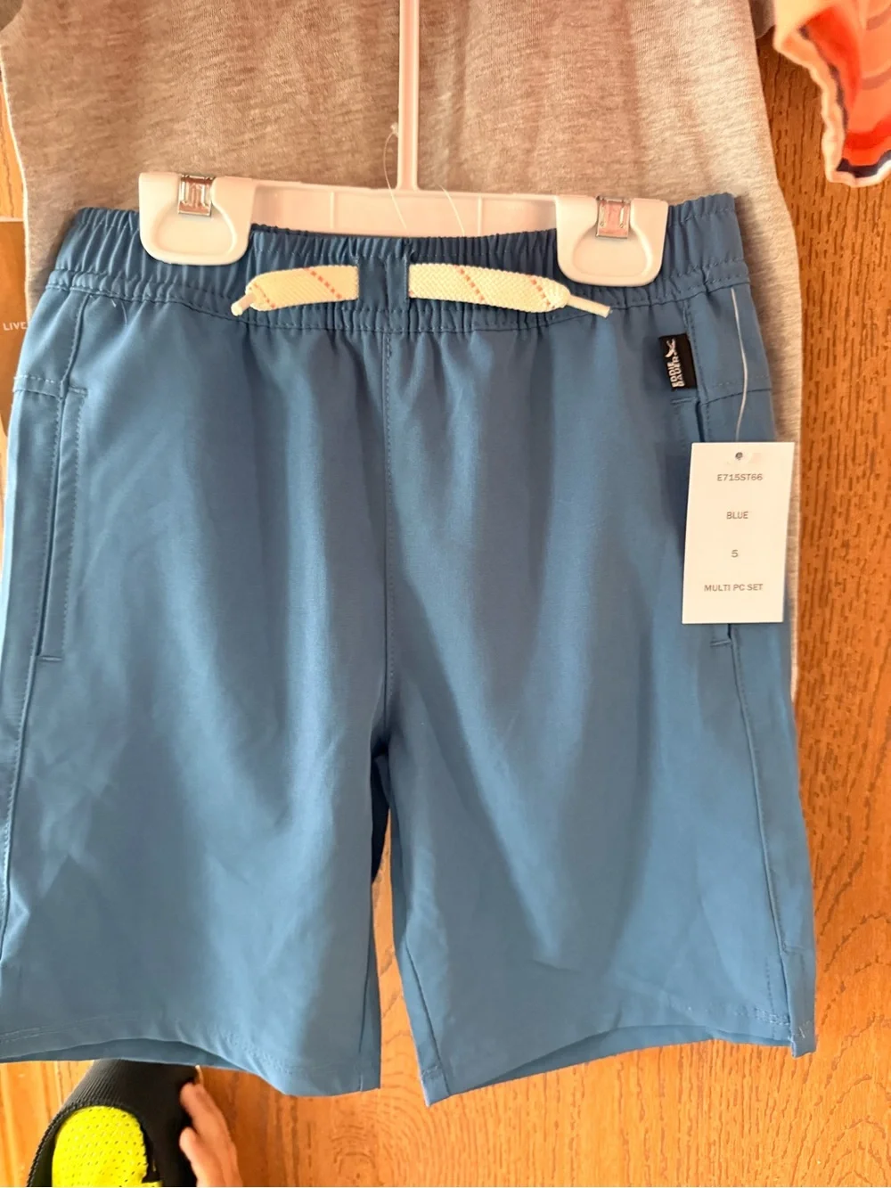 NWT Eddie Bauer Kids 3 Piece Set Dog Striped Shorts Size 5